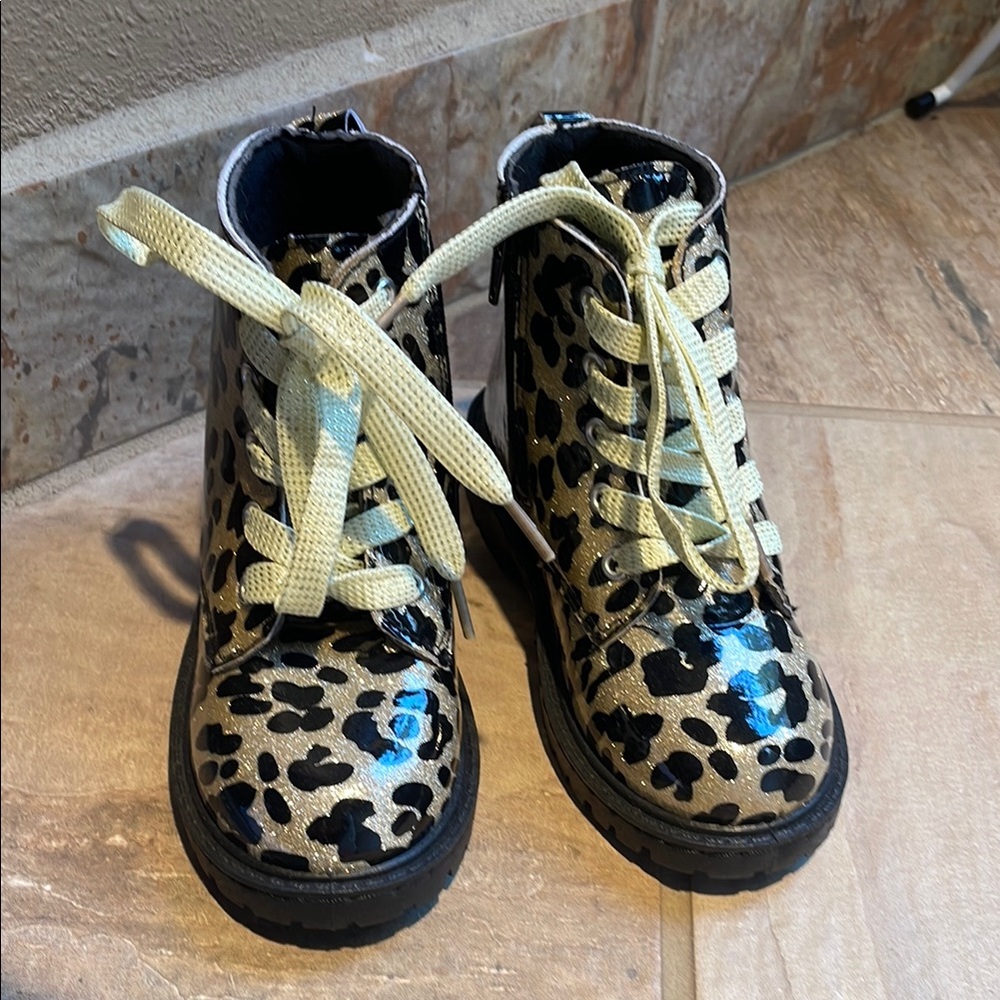 Leopard Print gold glitter Kids Boots with Yellow Laces